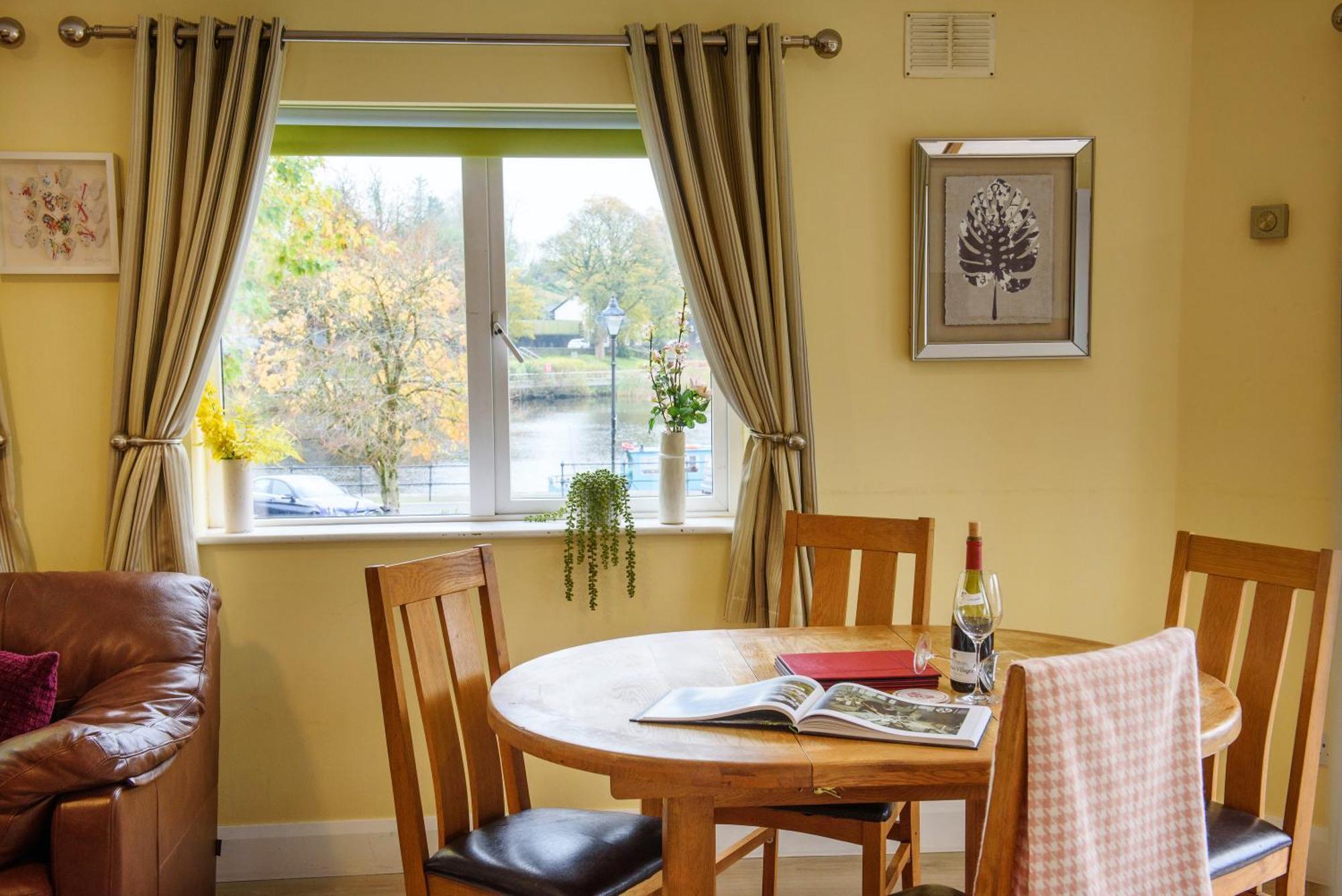 Waterfront Self Catering Houses Carrick on Shannon Zewnętrze zdjęcie